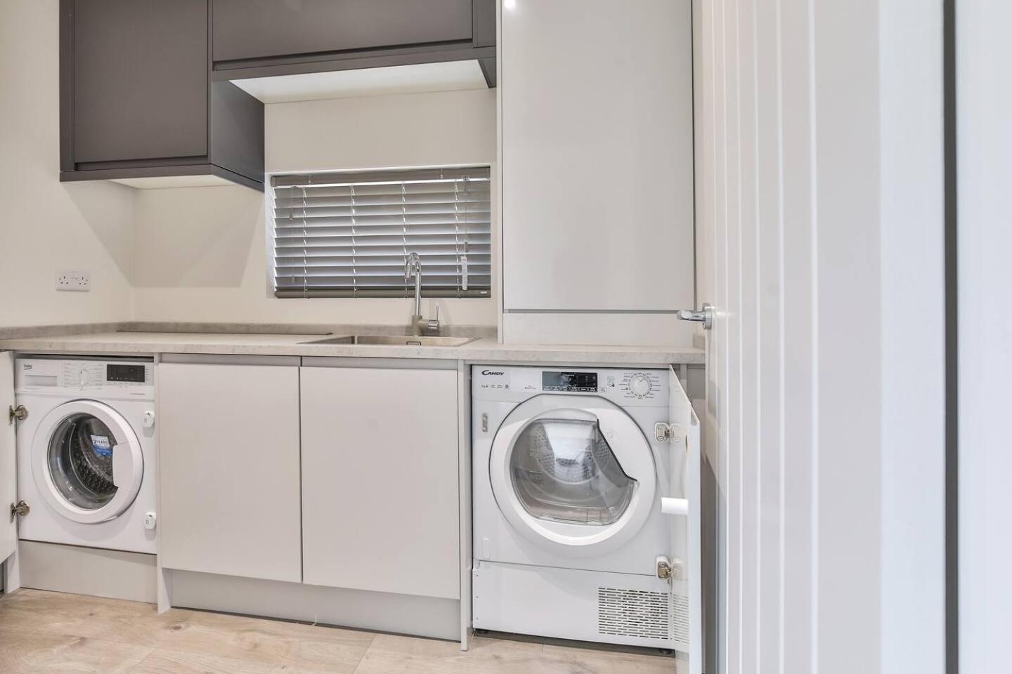 Modern, Cosy Whole House Wifi Close To Attractions Sheffield Buitenkant foto